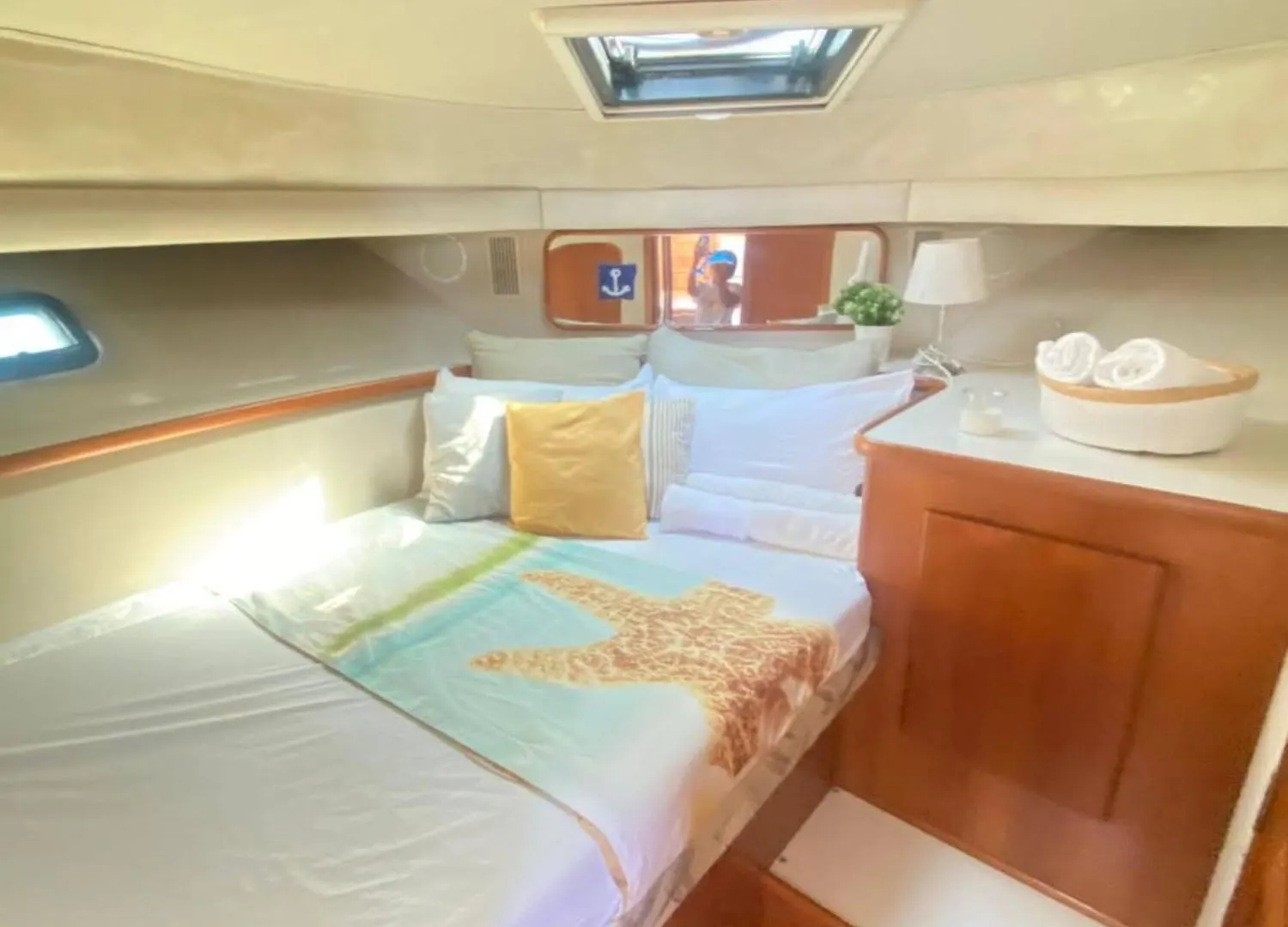 Yacht Y Fiestas Hotel Sant Adria de Besos